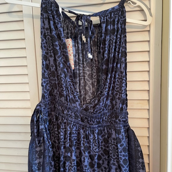 Blouse - Picture 2 of 3